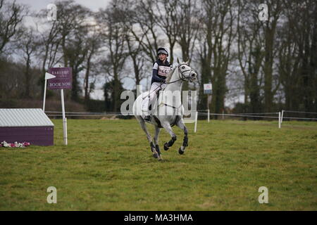 Burnham Market, Norfolk, Royaume-Uni. 29 mars, 2018. 29/03/18 Burnham Market,Norfolk,UK.jour1 de la Retraites Barefoot Burnham Market International Horse Trials.Riders en compétition dans le cross-country. Crédit : Scott Carruthers/Alamy Live News Banque D'Images