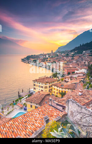 Limone sul Garda, Lac de Garde, Province de Brescia, Lombardie, Italie Banque D'Images