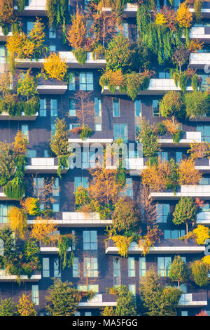 Milan, Lombardie, Italie. Détails de l'Bosco verticale du bâtiment. Banque D'Images