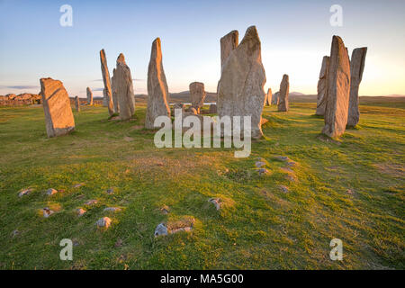 Pierres érigées dans la fin du néolithique, Callanish, île de Lewis, dans l'ouest de l'Ecosse, Royaume-Uni Banque D'Images