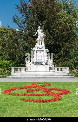 Vienne, Autriche, Europe. Le monument de Mozart Banque D'Images