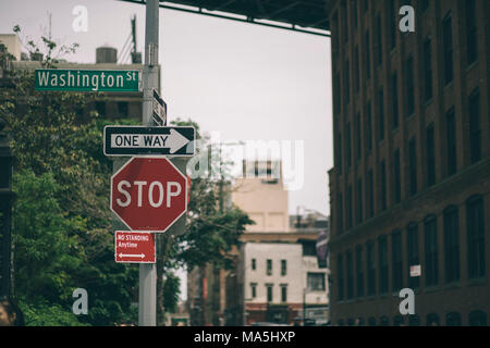 Signalisation sur la rue à new yoork city Banque D'Images