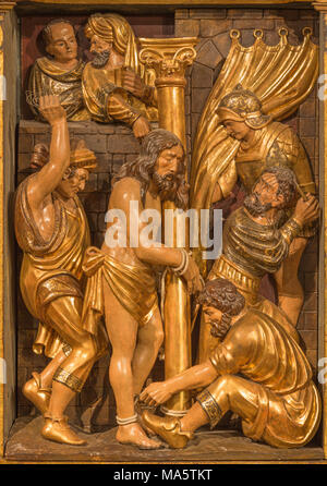 Saragosse, Espagne - 3 mars 2018 : La renaissance sculpté polychome de secours de Flagelation Jeus en église Iglesia de San Miguel de los Navarros par Da Banque D'Images