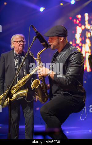 Cannes, France - 07 juin 2017 : Mandoki Soulmates tournée de concerts à l'honneur dans le Palais des Festivals à Cannes le MIDEM 2017 Banque D'Images