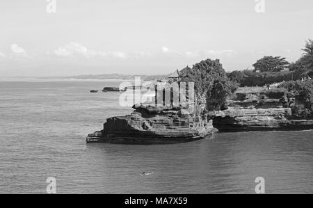 Célèbre temple de Tanah Lot sur l'île de Bali Banque D'Images