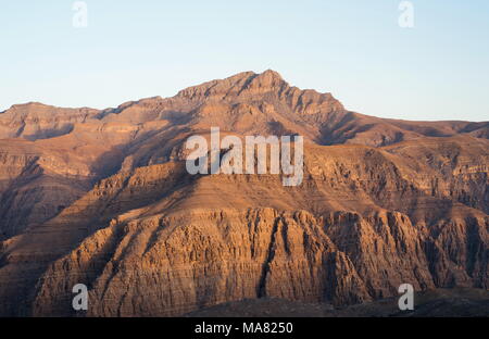 De superbes paysages de montagne désert de Jabal Siae aux Emirats Arabes Unis Banque D'Images