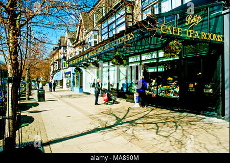 Salons de thé Bettys Cafe, Ilkley, West Yorkshire Banque D'Images