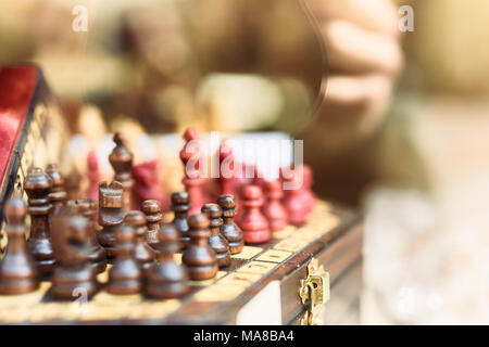 La photo en gros plan de table et d'échecs Banque D'Images