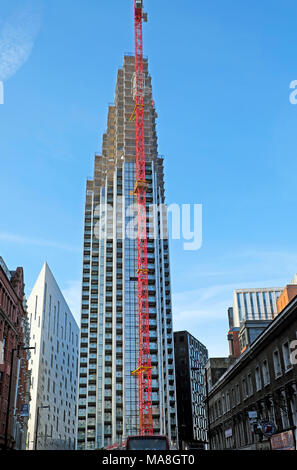 Bâtiment en construction d'Atlas avec tall crane sur City Road East à Shoreditch Londres UK KATHY DEWITT Banque D'Images