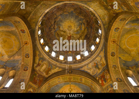 À l'intérieur de la coupole centrale à l'intérieur de la Cathédrale Saint Alexandar Nevski à Sofia, Bulgarie. Banque D'Images