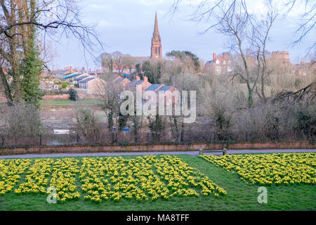 Old Dee Bridge,Main,Pont,situé dans l'ensemble,rivière Dee,du,Roman, les murs de la ville de Chester, Cheshire, Angleterre,,UK,Royaume-Uni, Banque D'Images