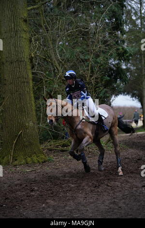 Burnham, UK. 30 mars, 2018. 30/03/18 Burnham Market,Norfolk,UK.jour2 de la Barefoot Retreats Burnham Market International Horse Trials.Riders concourir dans le spectacle Jumpingand cross country. Crédit : Scott Carruthers/Alamy Live News Banque D'Images