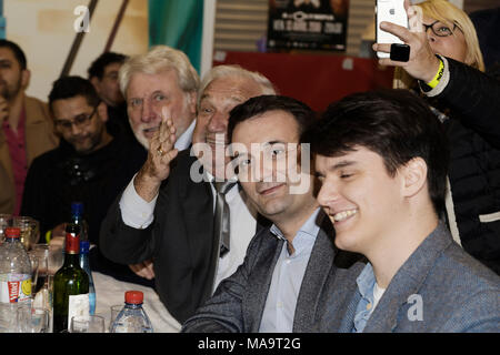 Paris, France. 30Th Mar, 2018. Marcel Campion et Florian Philippot assister à soirée d'ouverture du Salon du Trône au profit de l'Institut Rafaël le 30 mars 2018 à Paris, France. Credit : Bernard Menigault/Alamy Live News Banque D'Images