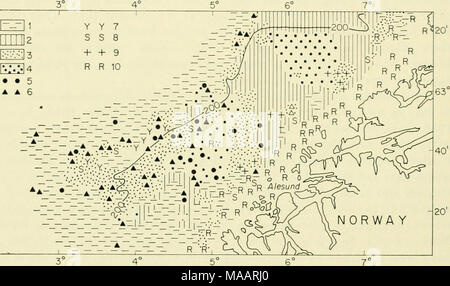 . La terre sous la mer : Historique . Fig. 20. Répartition des sédiments sur le plateau continental et la pente plus d'arrêt et de Romsdal, à l'ouest de la Norvège. (À partir de Holtedahl et Berthois, dans Berthois, 1957.) 1-Légende : l'argile et du sable ; 2 : du sable fin ; 3 : du sable ; 4 : gros sable et gravier ; 5 : cailloux ; 6 : cailloux anguleux ; 7 : coraux ; 8 : coquilles brisées ; 9 : de nombreuses pierres précieuses ; 10 : fond rocheux. Contour de profondeur à 200 m. Dépressions sur la durée pas affichées.. Cependant, les géologues doivent être très prudents dans des généralisations, pour les sédiments peuvent s'installer dans des zones inattendues. Entre les îles de l'archipel, au large de West Molene Bri Banque D'Images