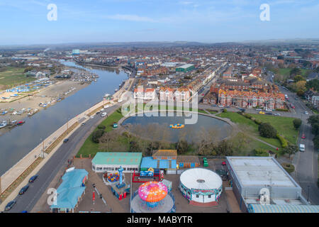 Vues aériennes de littlehampton et la rivière Arun pris par drone Banque D'Images