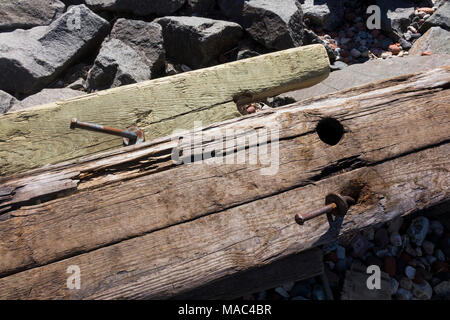 Planches en bois retiré de la construction en cours de restauration Banque D'Images