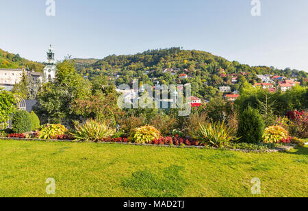 Banska Stiavnica paysage urbain avec l'ancien château médiéval, la Slovaquie. Banque D'Images