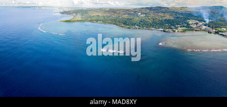 Une antenne panorama de Piti Bay et parc marin Fisheye, Guam, Micronésie, Îles Mariannes, Océan Pacifique. Banque D'Images