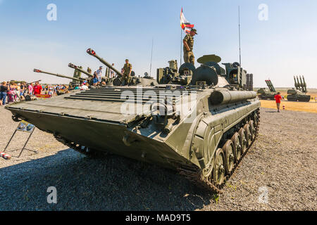 Formation KADAMOVSKIY TERRE, région de Rostov, en Russie, le 26 août 2017 : reconnaissance Mobile PRP post-4A Banque D'Images