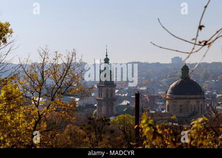 L'viv. L'ouest de l'Ukraine. 08. 07. 2017 Vue aérienne du centre historique de Lviv, L'héritage culturel de l'UNESCO. vue de la ville de Lviv à partir de la hauteur Banque D'Images