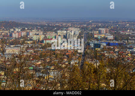 L'viv. L'ouest de l'Ukraine. 08. 07. 2017. Panorama de l'ancien centre de la ville de Lviv à partir de la hauteur de la plus haute de la ville de Lviv fro Banque D'Images