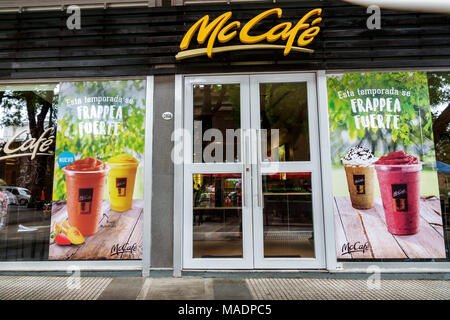 Buenos Aires Argentina, Recoleta Mall, McDonald's, restauration rapide, restaurant restaurants restaurants restaurants cafés, McCafe, entrée, extérieur, panneau, smoothie, frap Banque D'Images