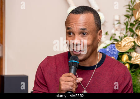 Park House Restaurant, Cardiff, Pays de Galles, le 31 mars 2018 : ex-légende de la boxe Sugar Ray Leonard parle lors d'un événement à Cardiff avant le Joshua v Parker lutte dans la principauté stadium Crédit : Andrew Dowling/photographie influents/Alamy Live News Banque D'Images