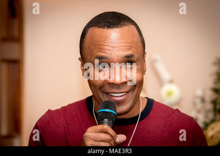 Park House Restaurant, Cardiff, Pays de Galles, le 31 mars 2018 : ex-légende de la boxe Sugar Ray Leonard parle lors d'un événement à Cardiff avant le Joshua v Parker lutte dans la principauté stadium Crédit : Andrew Dowling/photographie influents/Alamy Live News Banque D'Images