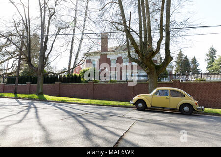 Seattle, Washington : La résidence du consulat général à Seattle's Madison Park le 31 mars 2018. Les Etats-Unis ont ordonné la fermeture du consulat dans le centre-ville de Seattle d'ici le 2 avril. Le consulat général, Valery Timashov a jusqu'au 24 avril à quitter la résidence dans le quartier historique de Samuel Hyde House. Crédit : Paul Christian Gordon/Alamy Live News Banque D'Images