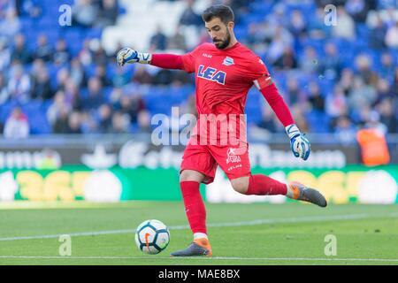 Espagne - 1er avril : Alaves attaquant Fernando Pacheco (1) pendant le match entre l'Espanyol v Alaves pour le cycle 30 de la Liga Santander, jouée au stade Cornella-El Prat sur 1e avril 2018 à Barcelone, Espagne. (Crédit : Mikel Trigueros / Urbanandsport / Presse Presse Cordon Cordon) Crédit : CORDON PRESS/Alamy Live News Banque D'Images