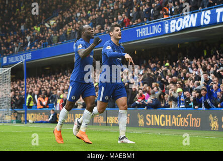 Alvaro Morata vu notation et de célébrer le premier but lors de la Premier League match entre Chelsea et Tottenham Hotspur à Stamford Bridge, le 1er avril 2018 à Londres, en Angleterre. (Photo de Zed Jameson/phcimages.com) : PHC Crédit Images/Alamy Live News Credit : PHC Images/Alamy Live News Credit : PHC Images/Alamy Live News Banque D'Images
