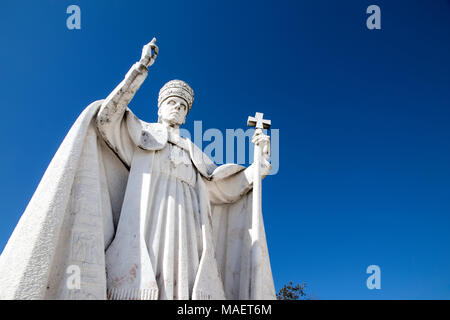 Statue du Pape Pie XII, né Eugenio Maria Giuseppe Giovanni Pacelli, dans le sanctuaire Sanctuaire de Notre-Dame de Fatima, Portugal Banque D'Images