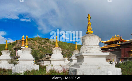 Chortens de Tagong, Monastère Tagong, l'ouest du Sichuan, Chine Banque D'Images