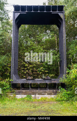 Section métallique de l'original pont Britannia, sur le détroit de Menai entre Gwynedd et d'Anglesey. Le Nord du Pays de Galles, Royaume-Uni. Banque D'Images