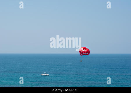 Le Parapente à Alanya, Turquie Banque D'Images