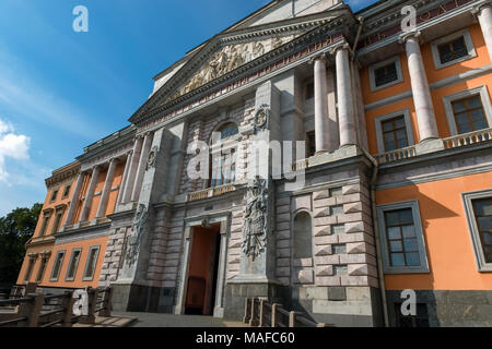 La Russie, Saint-pétersbourg - août 18, 2017 : Avis de la Saint Michael's Castle (château Mikhailovsky ou Château des ingénieurs) Banque D'Images