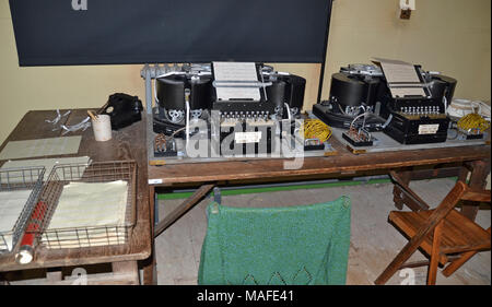 Machines de typex modifiées utilisées pour le décode.Office à Hut 6 à Bletchley Park, près de Milton Keynes, Buckinghamshire, Angleterre, Royaume-Uni Banque D'Images