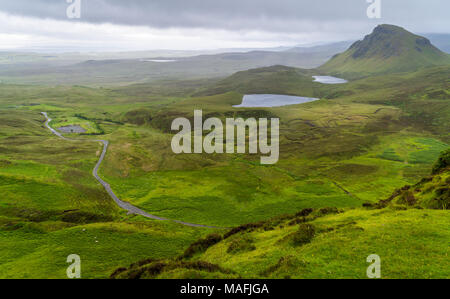 Vue panoramique du Quiraing, île de Skye, en Ecosse. Banque D'Images