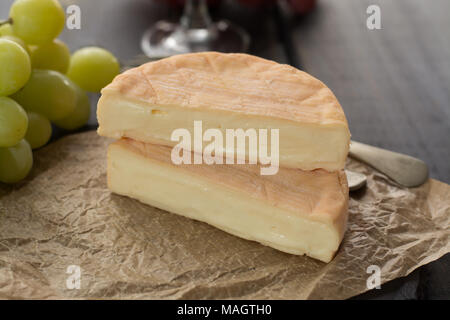 Fromage à forte odeur douce française Munster d'Alsace close up Banque D'Images