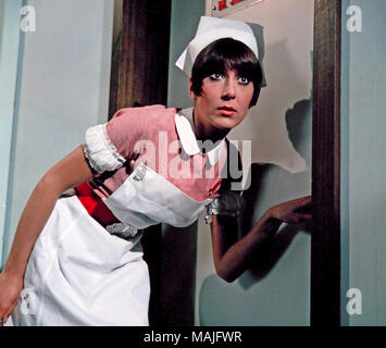 ANITA HARRIS chanteuse et actrice du film comme dans Clarke Infirmière Médecin (1967) Banque D'Images