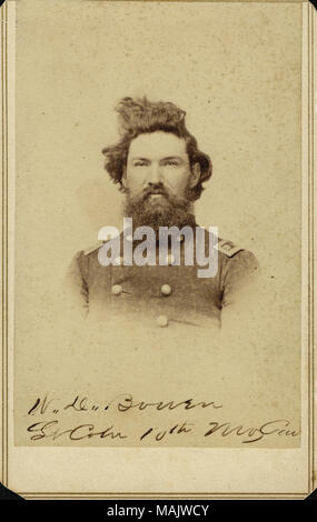 Portrait buste d'un homme en uniforme. 'W. D. Bowen Lt Col [ ?] 10e mo' Cav (écrit sous l'image). "De la Charles E. Tuttle Co. - 75 [C.]' (écrit sur le verso de l'image). Le lieutenant-colonel Bowen a été membre de la 10e de cavalerie volontaire du Missouri (l'Armée de l'Union 1998 : 276). Titre : William D. Bowen, Lieutenant-colonel, 10e de cavalerie volontaire du Missouri (Union européenne). . Entre 1861 et 1865. Banque D'Images