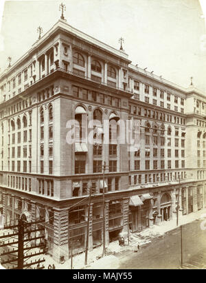 Titre : Bâtiment du xvie siècle (Syndicate Trust Building), angle nord-ouest de la neuvième de criquets et de rues. . 1896. Emil Boehl Banque D'Images