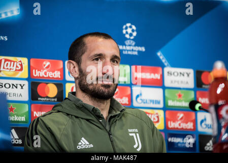 Turin, Italie. Apr 02, 2018. Giorgio Chiellini Juventus FC au cours de la conférence de presse avant l'UFC mathc contre de vrais Mardird. Allianz Stadium, Turin, Italie Le 02 avril 2018 Credit : Alberto Gandolfo/Pacific Press/Alamy Live News Banque D'Images