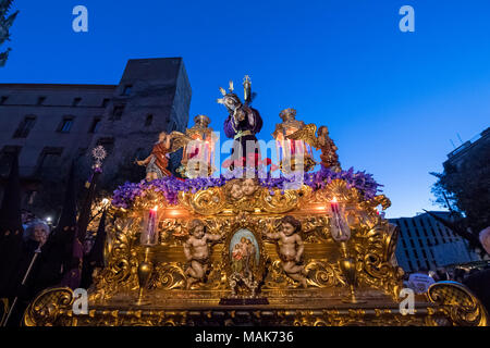 Semanta Santa (également connue sous le nom de Semaine Sainte) est l'une des plus grandes et des plus célèbres festivals religieux. Barcelone, Espagne Banque D'Images