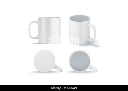 Mug en verre blanc vierge ensemble les maquettes 3d, isolé. Gauche droite claire Coffee cup des maquettes pour impression en sublimation. Fond vide pinte set brandin Banque D'Images