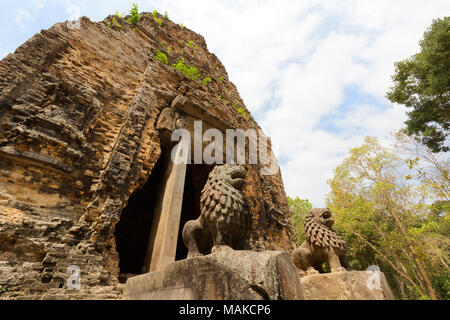 Sambor Prei Kuk UNESCO World Heritage site, Cambodge, Asie - ancient temple en ruines Banque D'Images