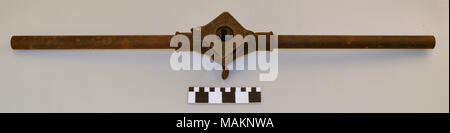 Ce tuyau-machines, faite par l'entreprise St Louis L. M. Rumsey Manufacturing Co., appartenait à Stephen Braun (1873-1940), un mécanicien de machines fixes de la ville de Saint-Louis, puis son fils Elmer Braun (1907-1965 ?). Elmer a construit un plus de son accueil sur le bloc 600, Avenue de Marmaduke à St Louis dans les années 1940 ou 1950, et utilisé ces outils lorsque la plomberie accueil pour l'eau chaude, le chauffage par rayonnement. Titre : Machine à Pipe-Threading de Stephen et Elmer Braun . Entre 1900 et 1917. L.M. Rumsey Mfg Co. Banque D'Images