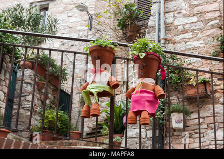 Détails de l'italien traditionnel centre historique médiéval de la belle petite ville de Spello (Perugia), dans la région Ombrie - Italie centrale Banque D'Images