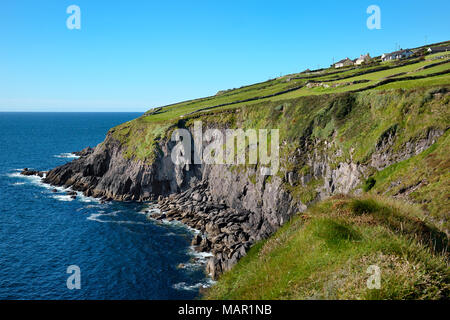 Promontoire Dunbeg Fort, Slea Head, péninsule de Dingle, façon sauvage de l'Atlantique, dans le comté de Kerry, Munster, République d'Irlande, Europe Banque D'Images