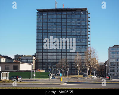 TURIN, ITALIE - CIRCA JANVIER 2018 : siège social de la RAI skyscraper Banque D'Images